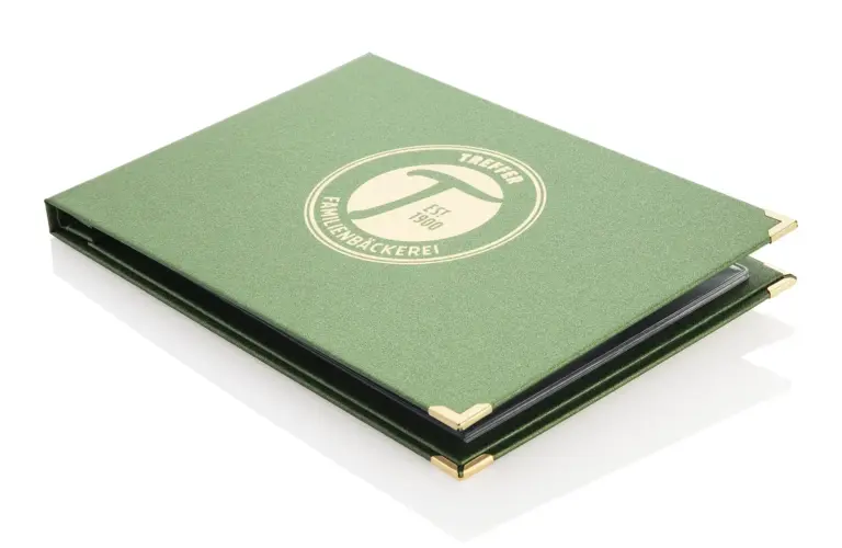 Speisekarte aus Leinen in grün im Querformat