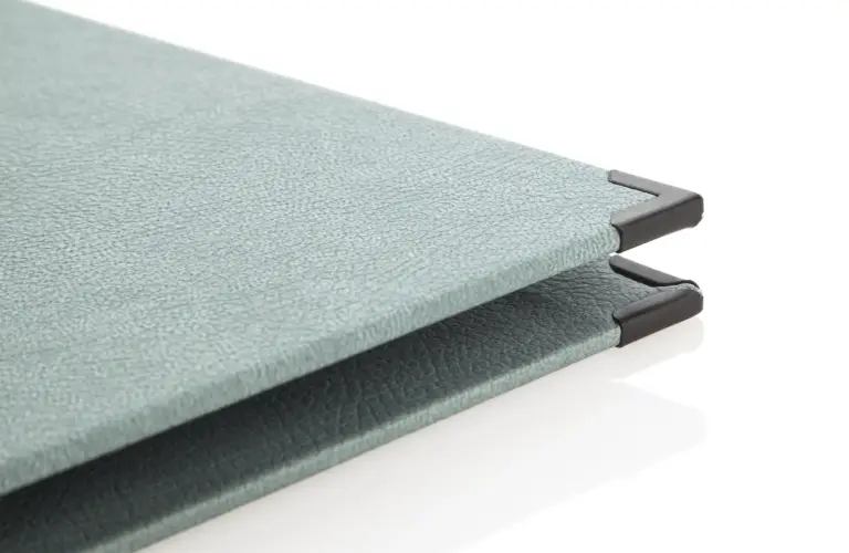 Quickfix Weichleder in türkis mit schwarzen Ecken