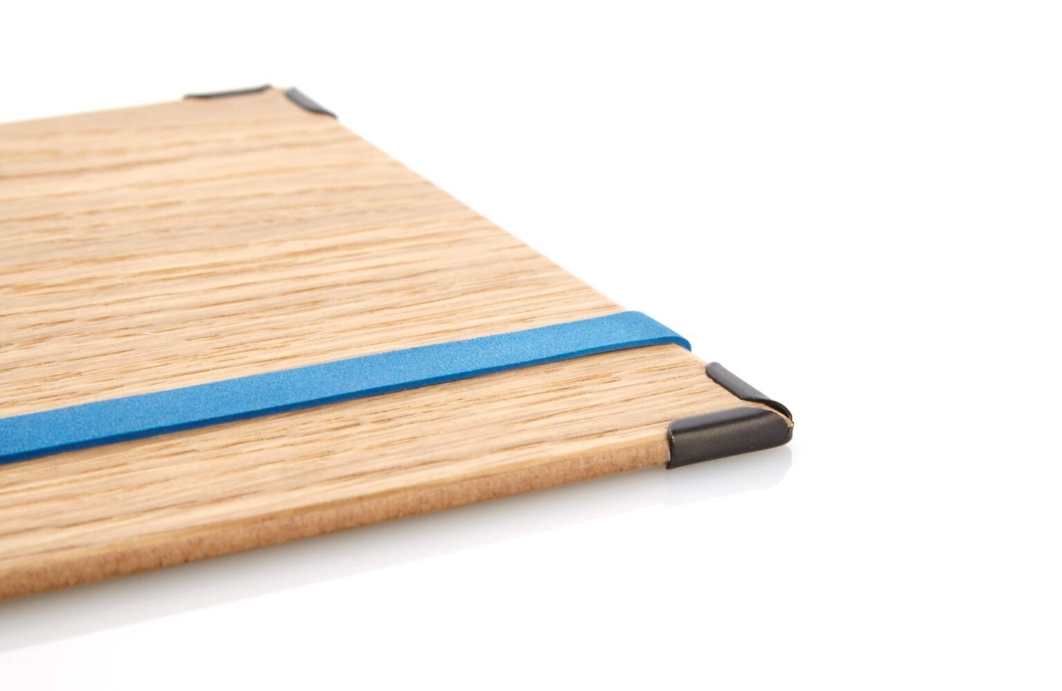 Menuboard model made of wood with rubber band in blue