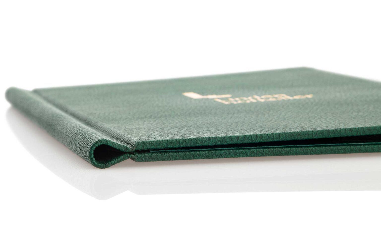 Speisekarte aus grünem Weichleder