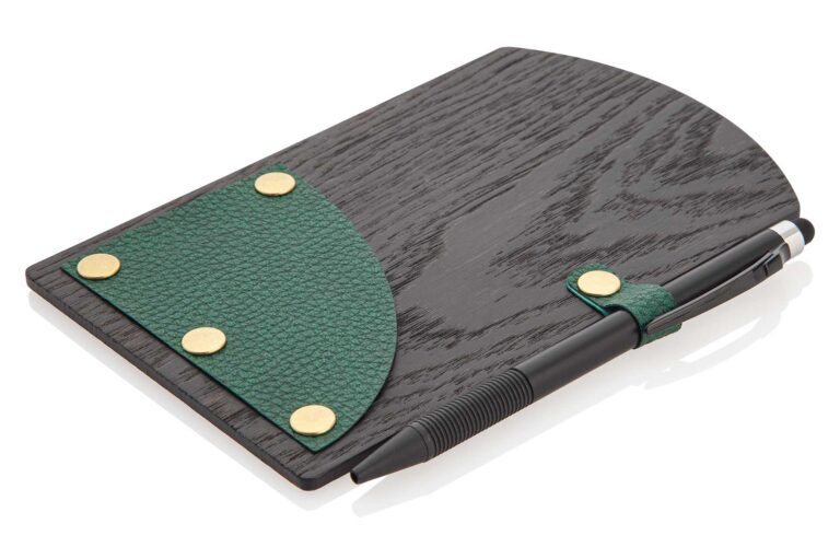 Invic folder made of wood with leather details