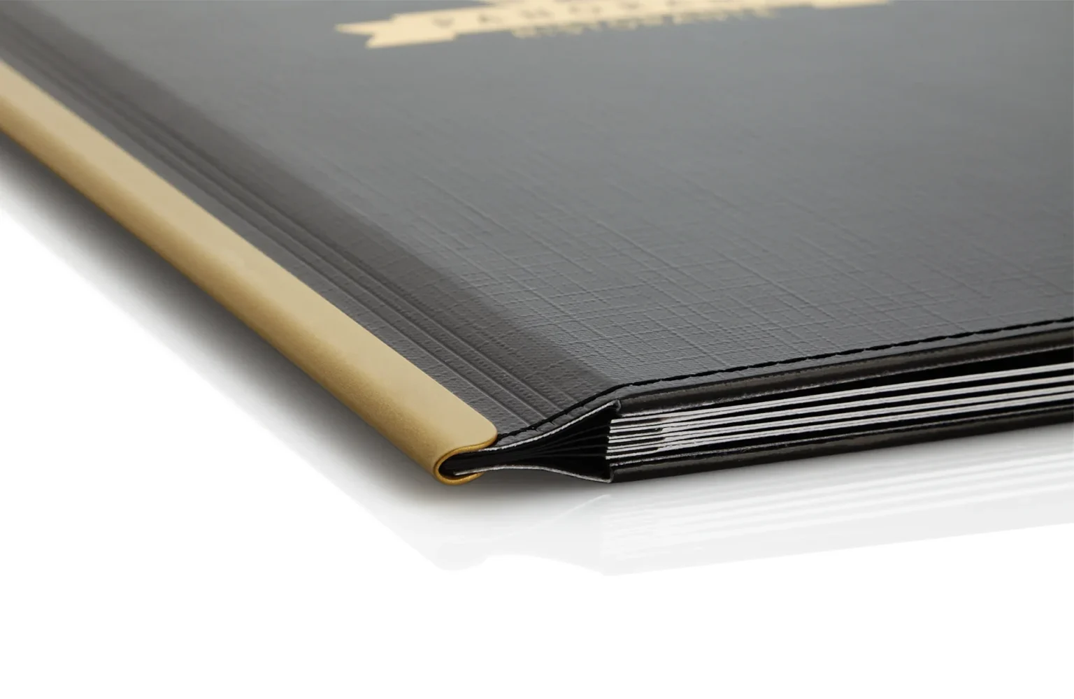 Speisekarte aus Karton in schwarz