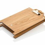 Chartboard made of oak wood with silver clamp