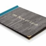 Menu en cuir aspect liège au format paysage