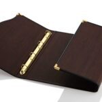 Modèle de dossier de salle King avec ouverture centrale