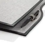 Modèle de dossier de salle Windsor avec une forme d'onde et un support de stylo à bille