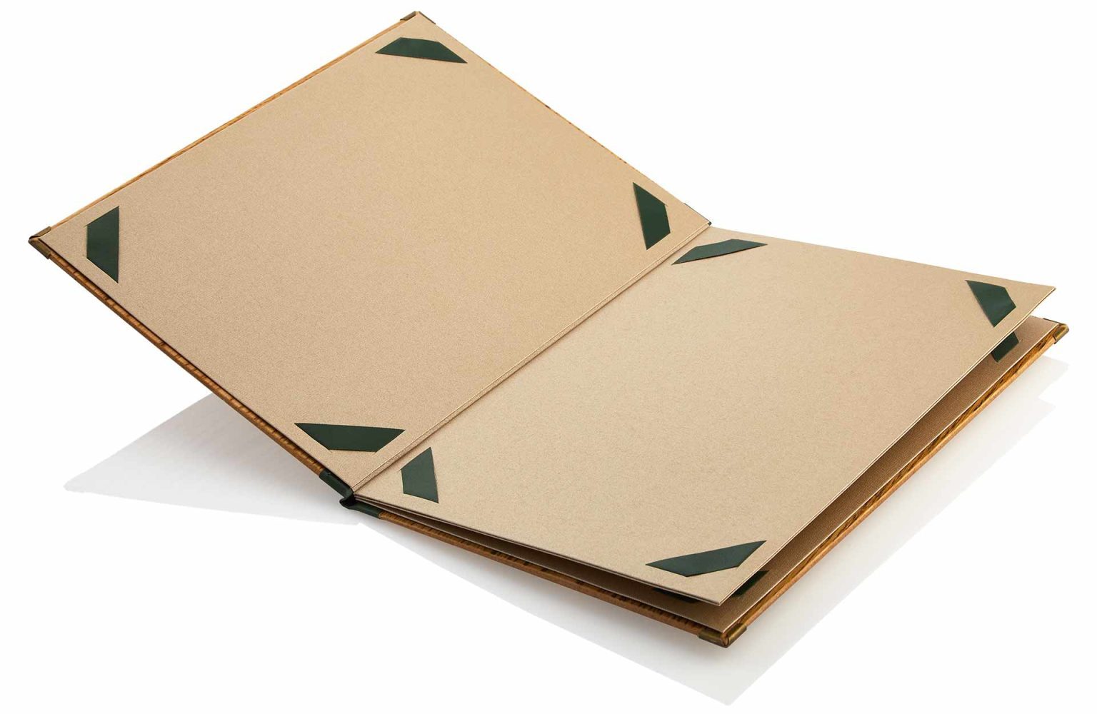 Gastrotopcard_Speisekarten_Signmaster_Premium_Woody_MG_2650.jpg