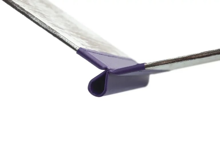 Holzkarte mit Klemmschiene