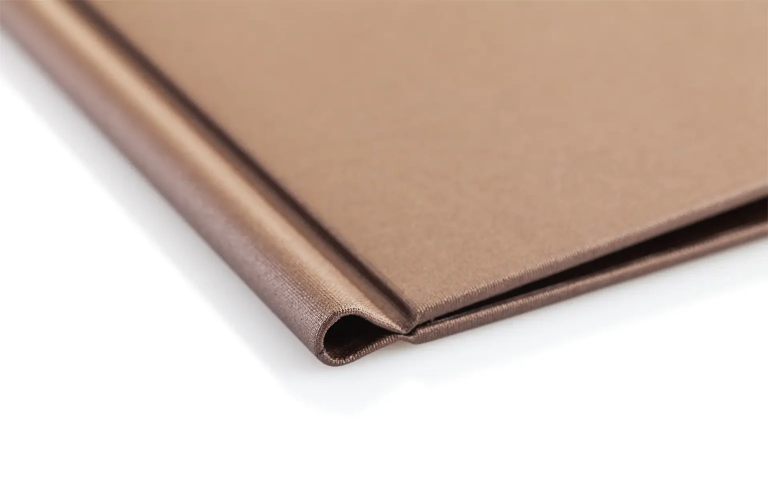 Speisekarten in braun mit Details in gold bei Gastrotopcard kaufen
