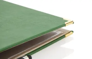 Modèle de dossier de chambre luxe en cuir souple vert avec coins dorés