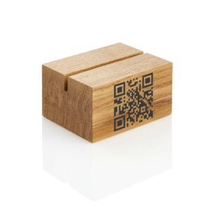 QR-Code auf Holzsockel B Natur